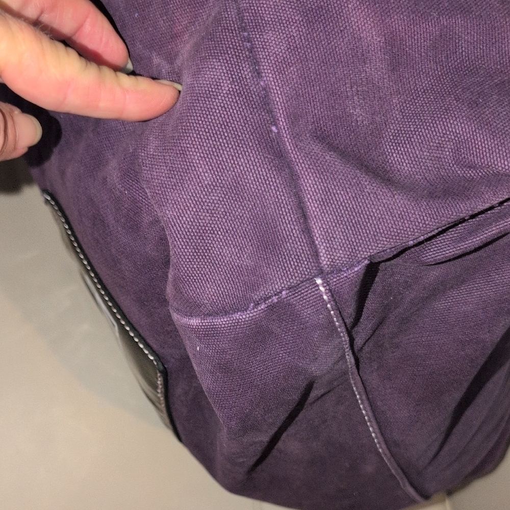 Marc Jacobs Deep Purple Tote with Black Strap - Picture 7 of 12